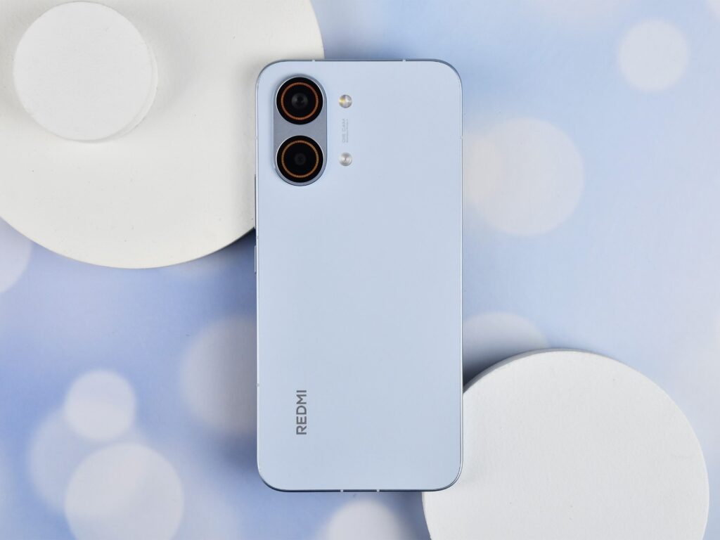 На что обратить внимание пожилым при покупке смартфона: полезные советы chmklwmemq ixjaoaah9btil7rwaahxggddfxmaaf0e110.jpg